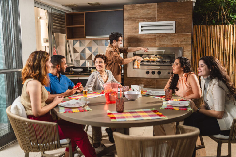 Sunset Bluffs neighborhood